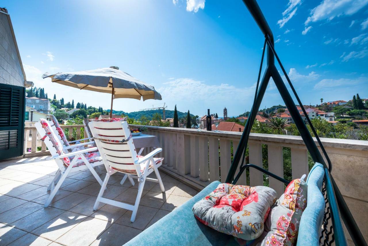 Center - With Terrace And Private Pool